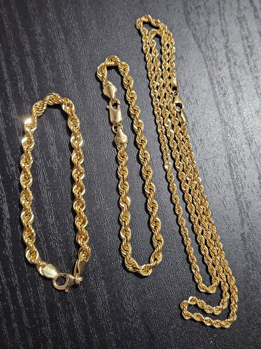 18 karat bracelets necklaces