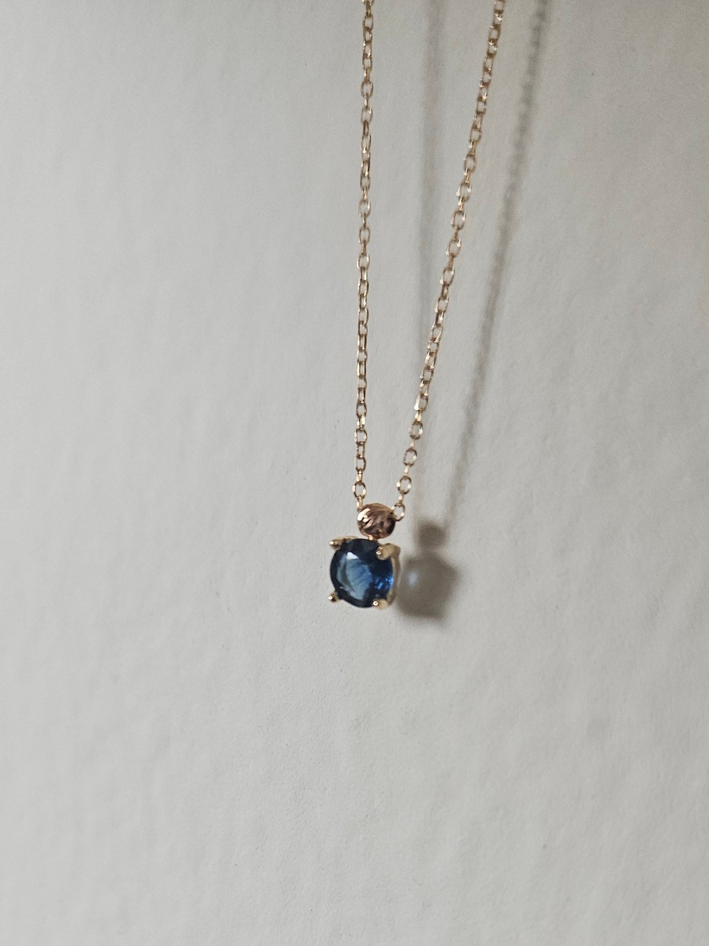Sapphire Necklace 18k Gold, Bleu pendant, 18k Minimalist Real Sapphire, Birthstone Pendant, Perfect Gift for Mother's Day, Gift for her