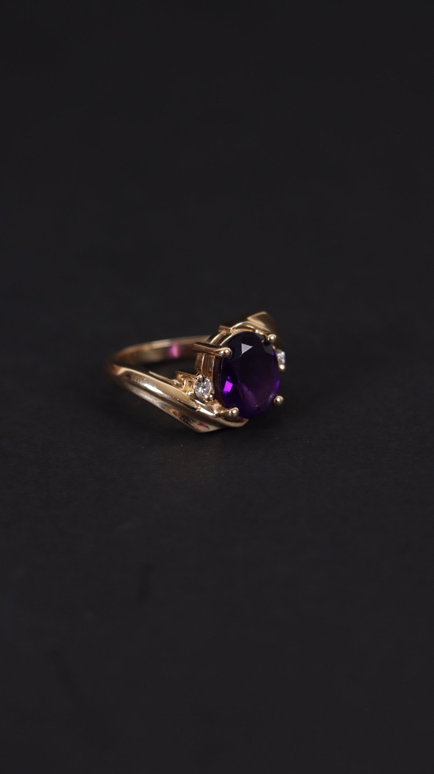 Vintage 14k Gold Ring Purple Amythest Birthstone, Natural diamond, Real Solid Yellow Gold, Perfect Gift for Mother's Day, Gift for her
