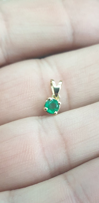 Emerald Gold pendant Necklaces, 18k Emerald Pendant Necklace, May Birthstone, Real Gold, Green Emerald, Natural Emerald, Gift for her
