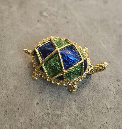 Vintage 18k Gold Turtle Brooch: Blue & Green Enamel Shell