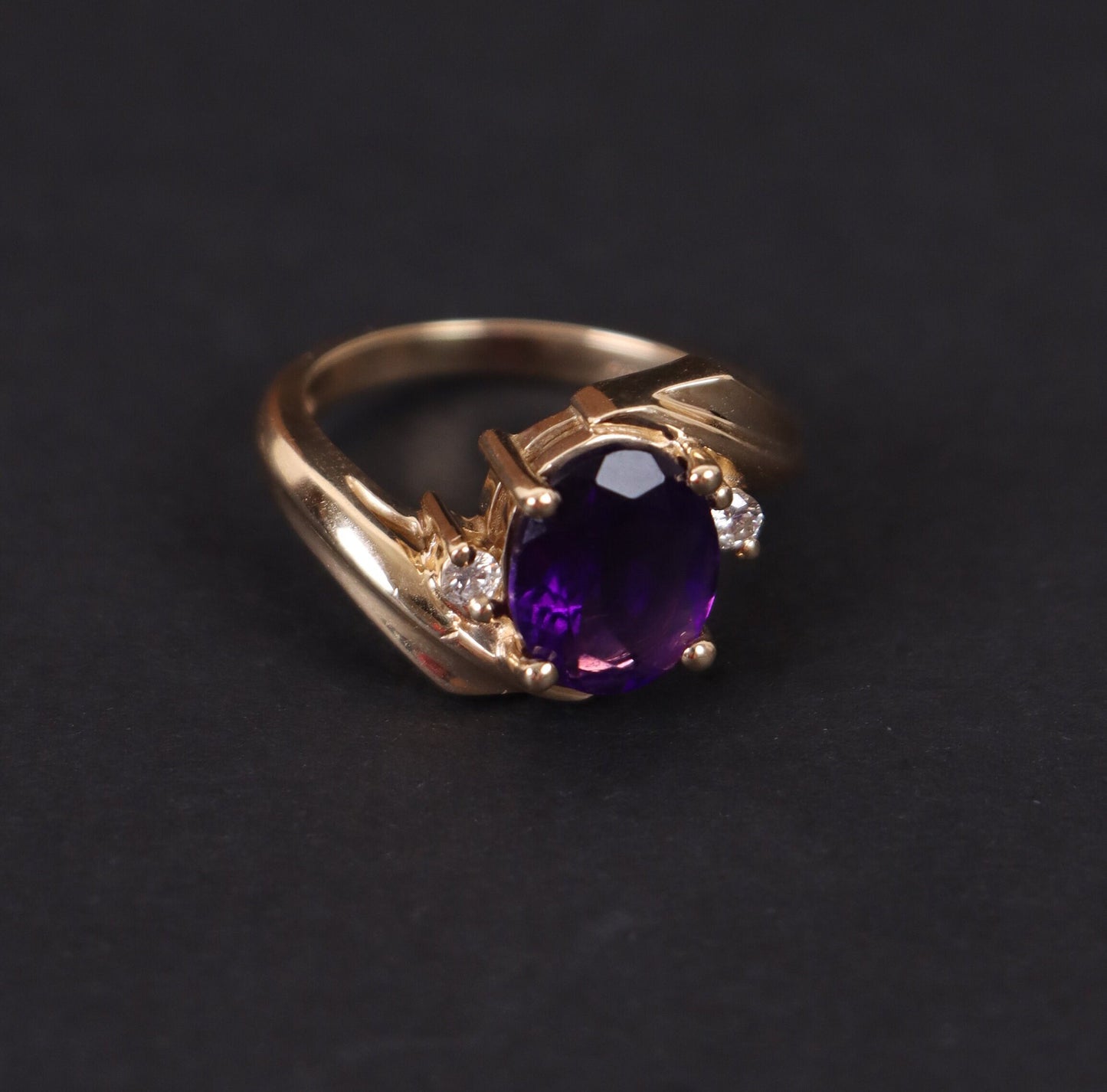 Vintage 14k Gold Ring Purple Amythest Birthstone, Natural diamond, Real Solid Yellow Gold, Perfect Gift for Mother's Day, Gift for her