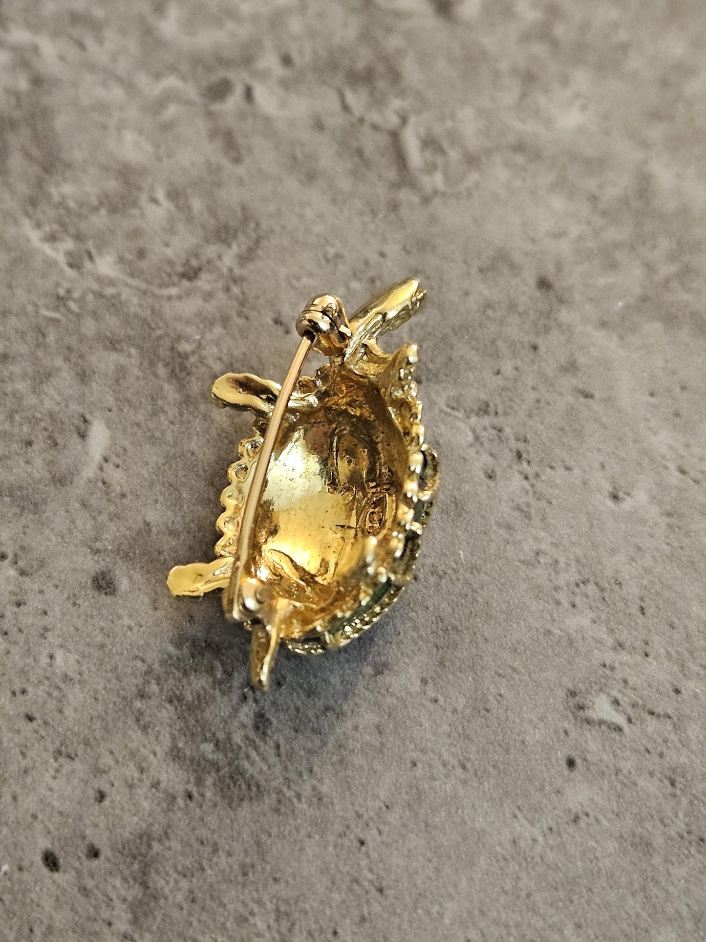 Vintage 18k Gold Turtle Brooch: Blue & Green Enamel Shell