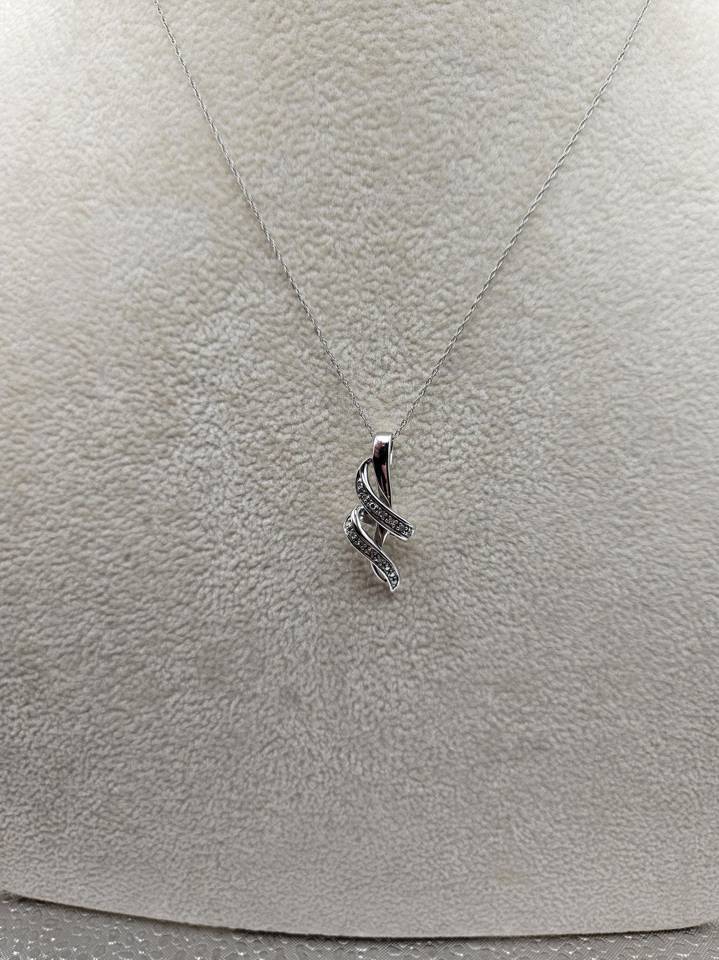 10k Necklace White Gold with Sparkling Intertwined Loop Pendant - White Gold Pendant in 18 inches Necklace - Modern Jewelry Gift for Her