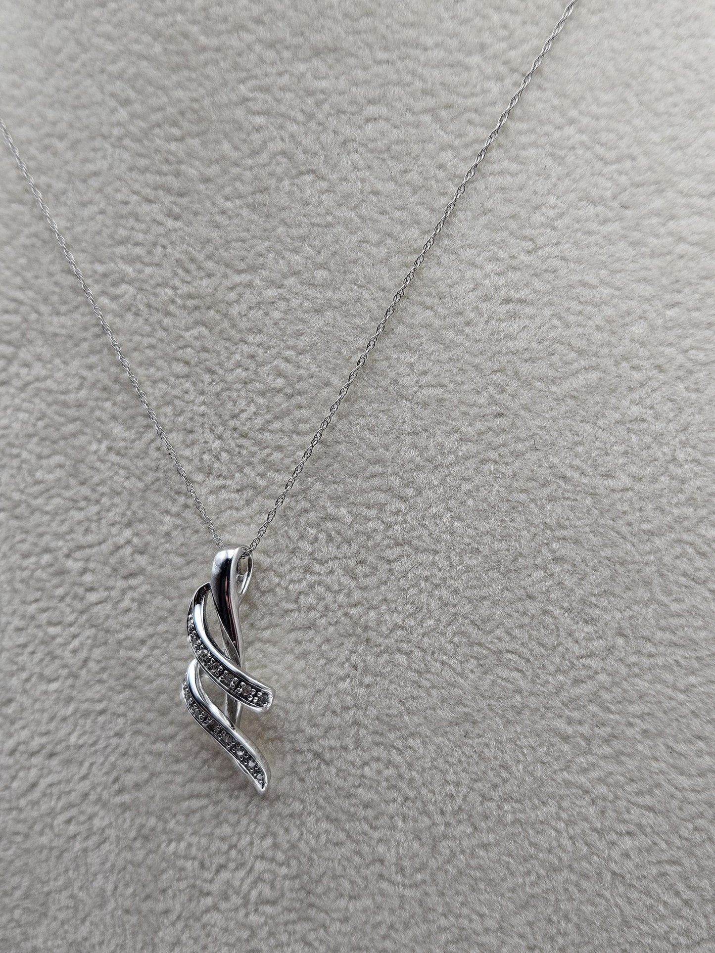 10k Necklace White Gold with Sparkling Intertwined Loop Pendant - White Gold Pendant in 18 inches Necklace - Modern Jewelry Gift for Her