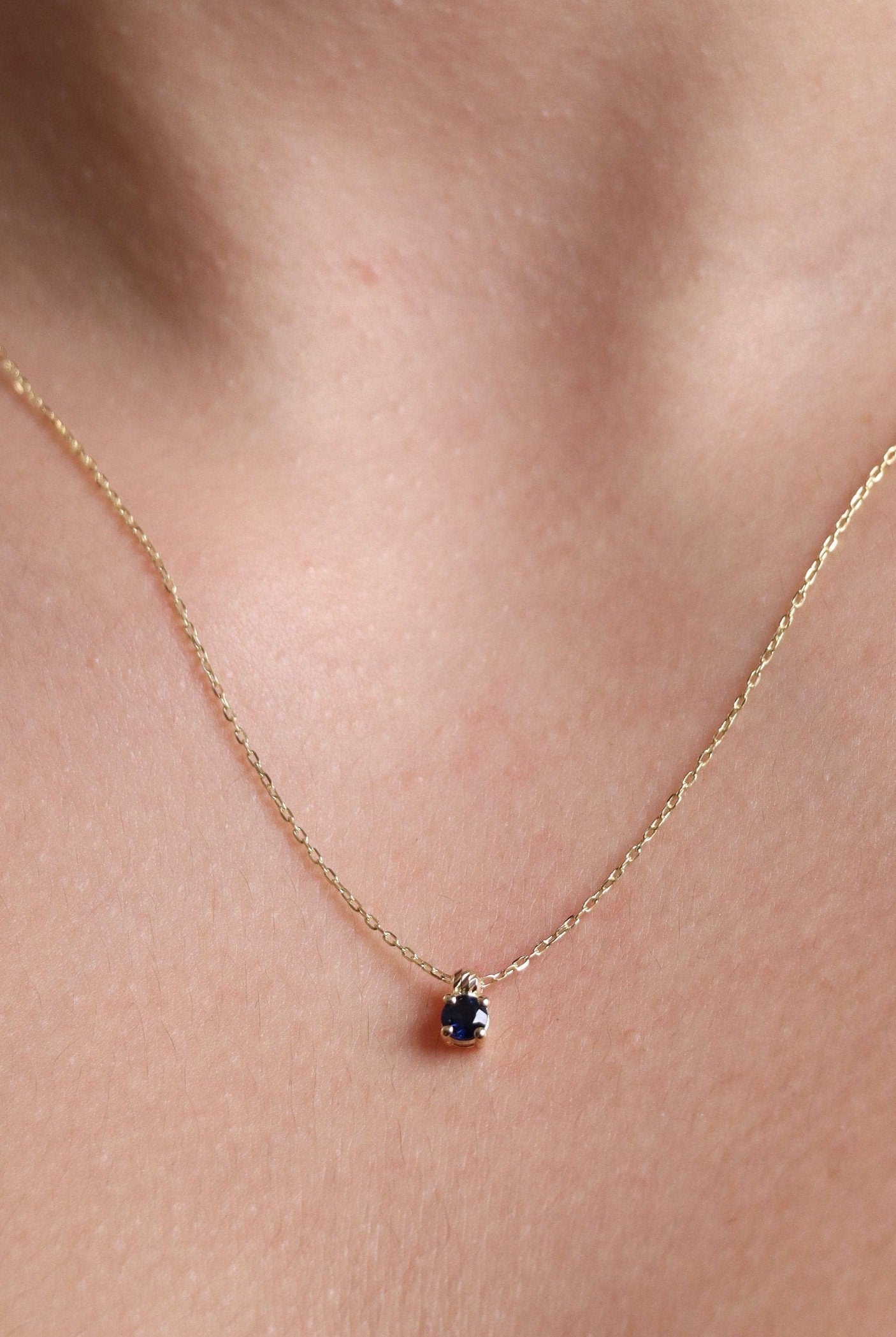 Sapphire Necklace 18k Gold, Bleu pendant, 18k Minimalist Real Sapphire, Birthstone Pendant, Perfect Gift for Mother's Day, Gift for her