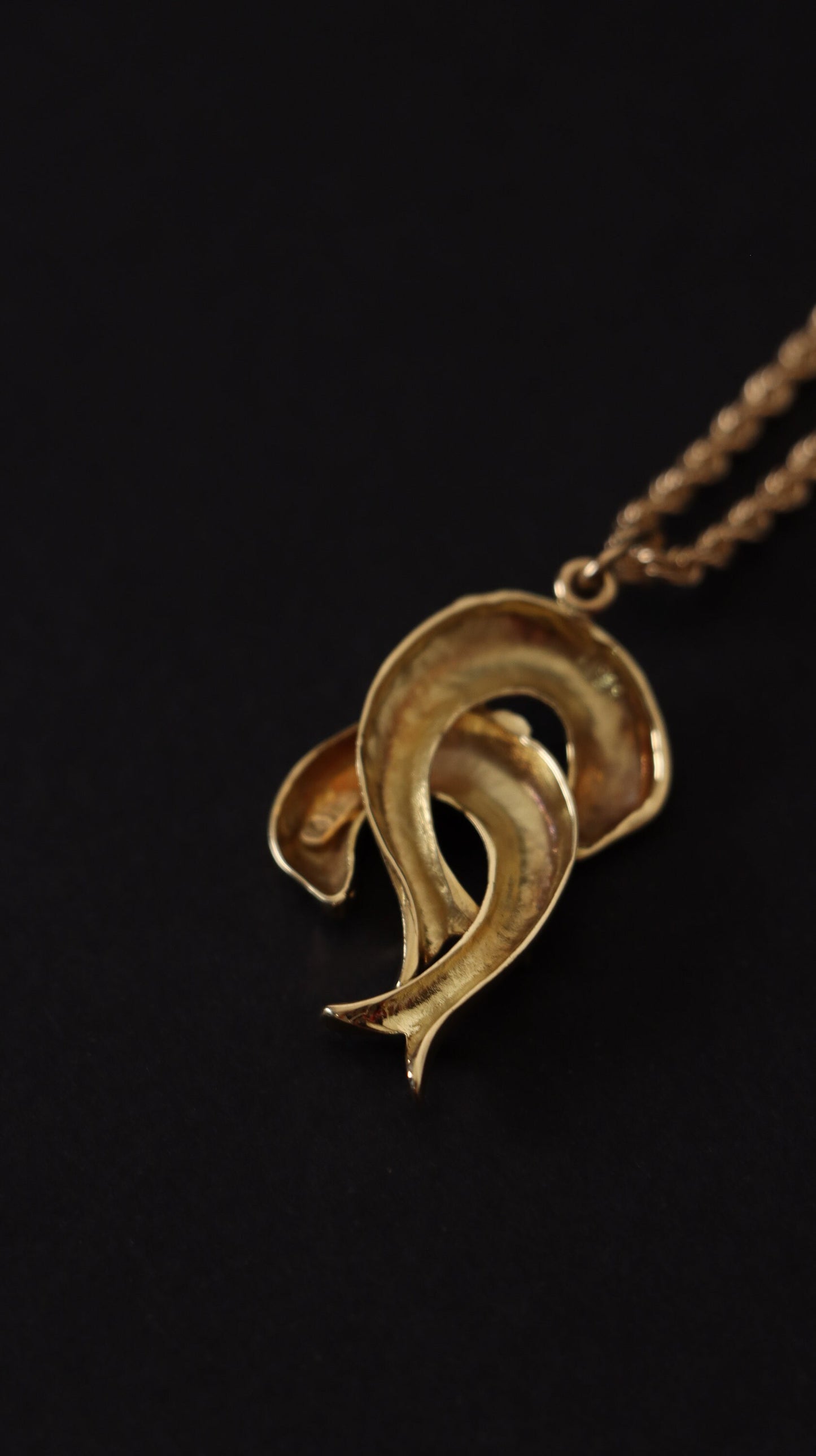 Gold Pendant for Necklace 18k Gold Dolphin Pendant, Gold Pendant Charm, Handmade Jewelry, Solid Gold Pendant, Beach Jewelry, Dolphin Gift