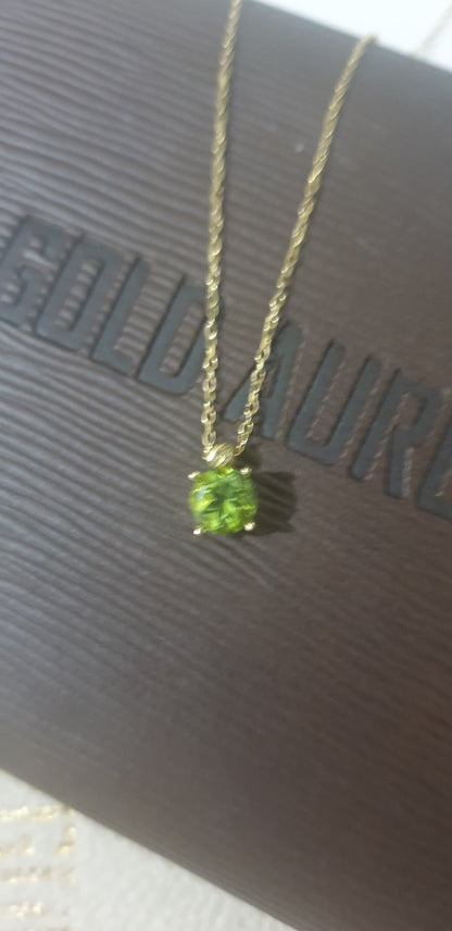 18k Gold pendant August Birthstone Necklace, Peridot Green Pendant, 18K Gold, Wife Gift, Personalized Round Necklace, Bridesmaid, Mom Gift
