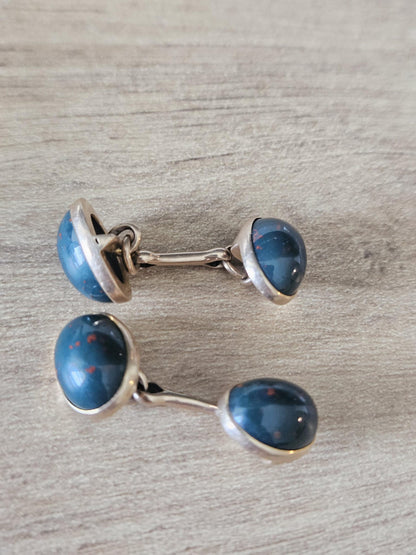 Elegant Vintage Cufflinks in 14K Gold – Green Gemstone with Red Accents, Classic Men's Style, gift for him