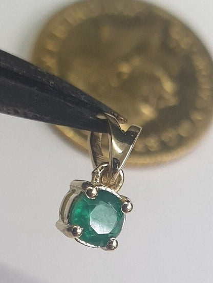 Emerald Green Pendant Gold , 18k Emerald Pendant, May Birthstone, Real Gold, Green Emerald, Natural Emerald Pendant, Gift for her
