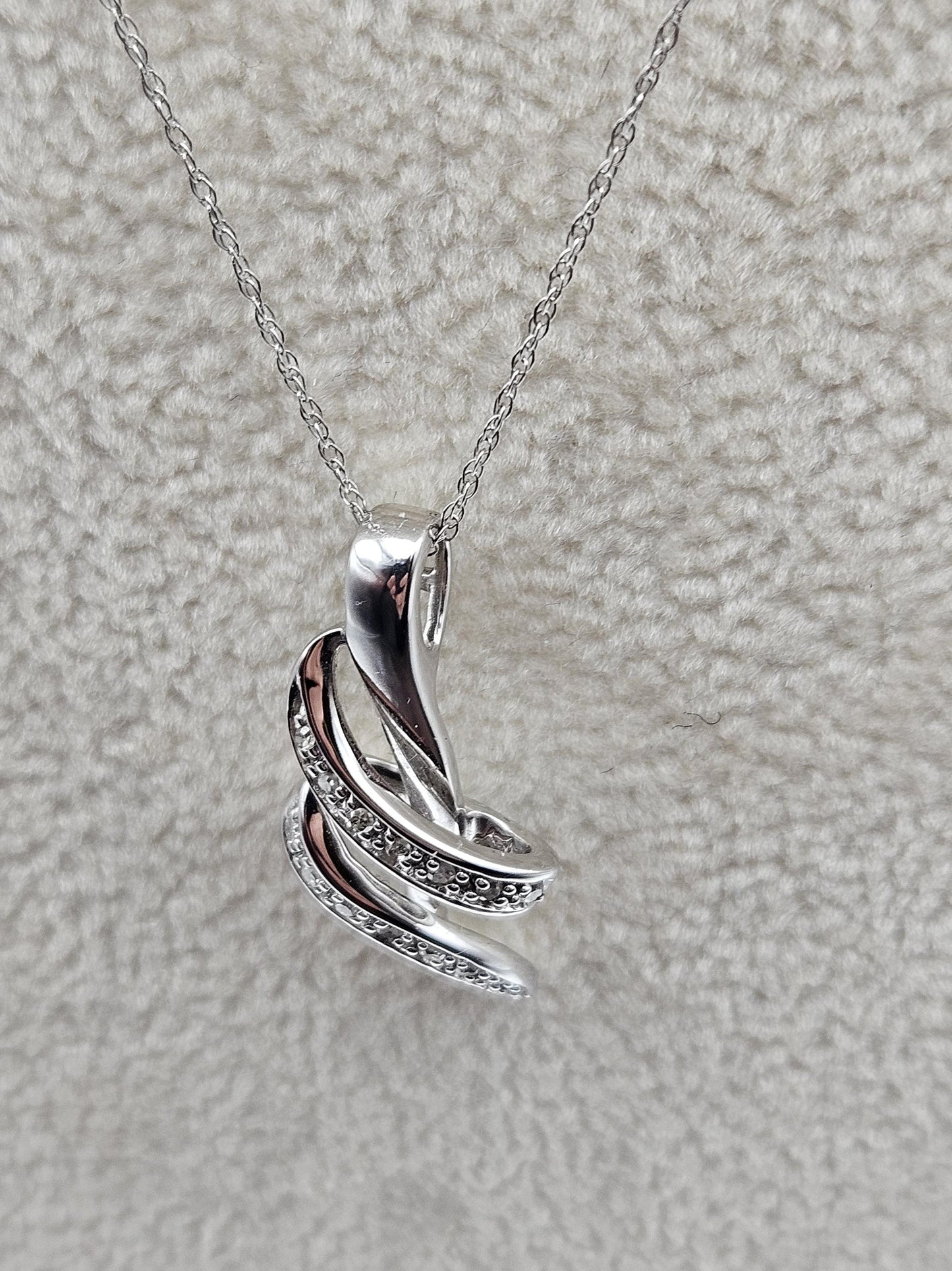 10k Necklace White Gold with Sparkling Intertwined Loop Pendant - White Gold Pendant in 18 inches Necklace - Modern Jewelry Gift for Her
